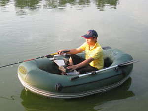 金塔充气皮划艇